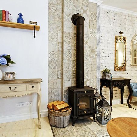 Riga Silent Center Boutique Apt. +Free Parking Bagian luar foto