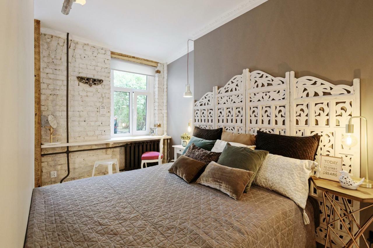 Riga Silent Center Boutique Apt. +Free Parking Bagian luar foto